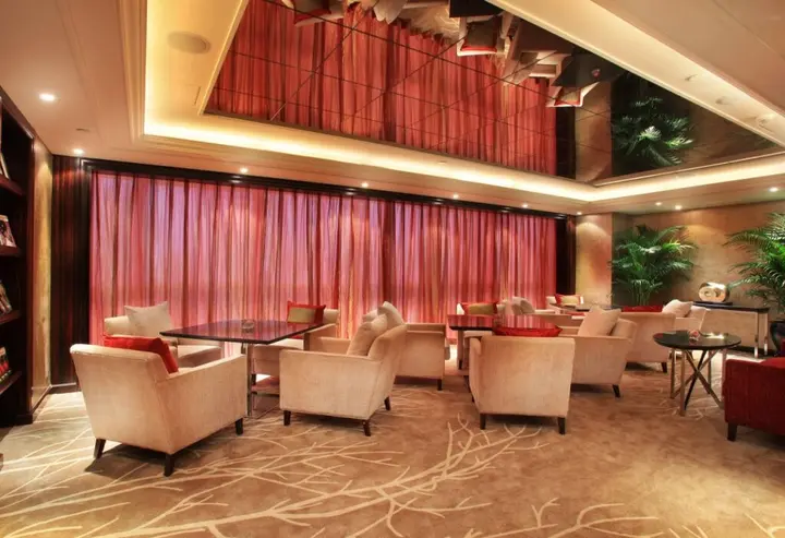 Шэньчжэнь: Sheraton Shenzhen Futian Hotel