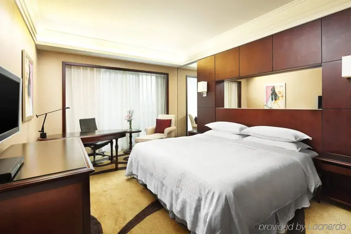 Шэньчжэнь: Sheraton Shenzhen Futian Hotel