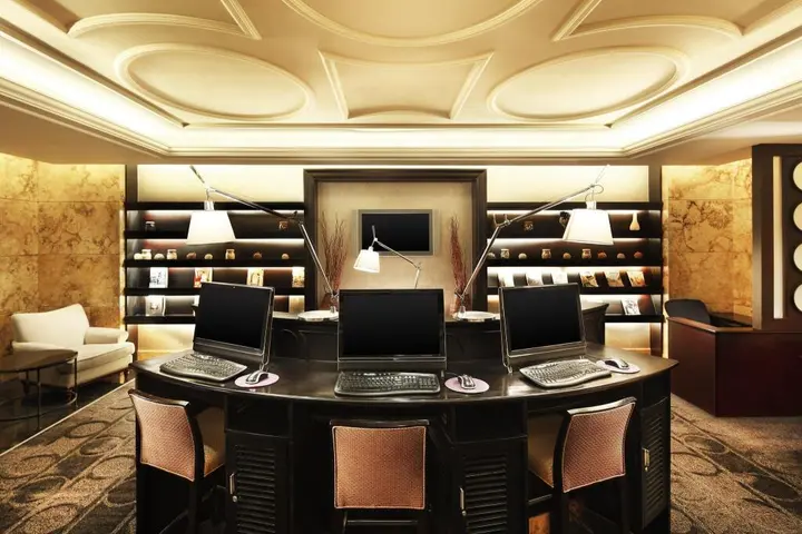 Шэньчжэнь: Sheraton Shenzhen Futian Hotel