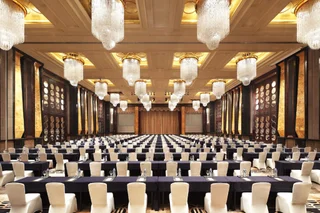 Шэньчжэнь: Sheraton Shenzhen Futian Hotel