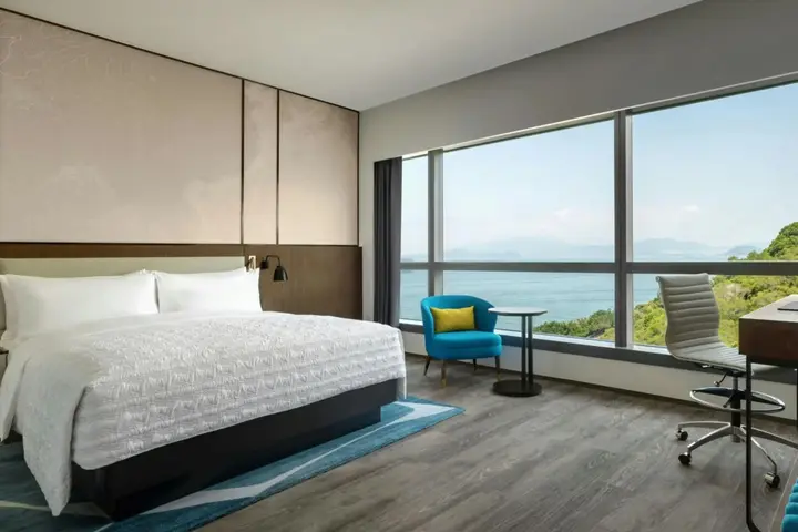 Гонконг: Le Méridien Hong Kong, Cyberport