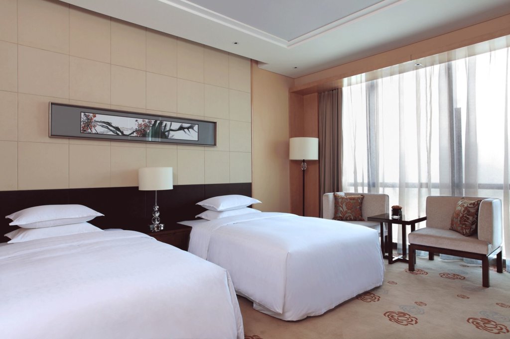 Уси: Sheraton Wuxi Binhu Hotel