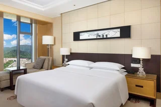 Уси: Sheraton Wuxi Binhu Hotel