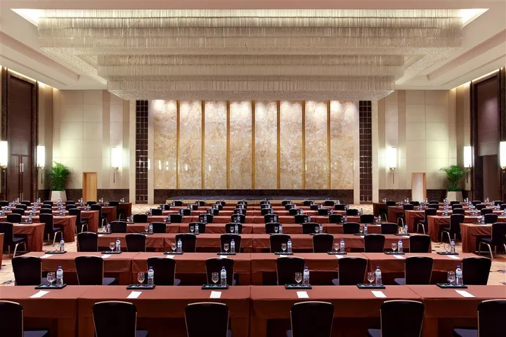 Уси: Sheraton Wuxi Binhu Hotel