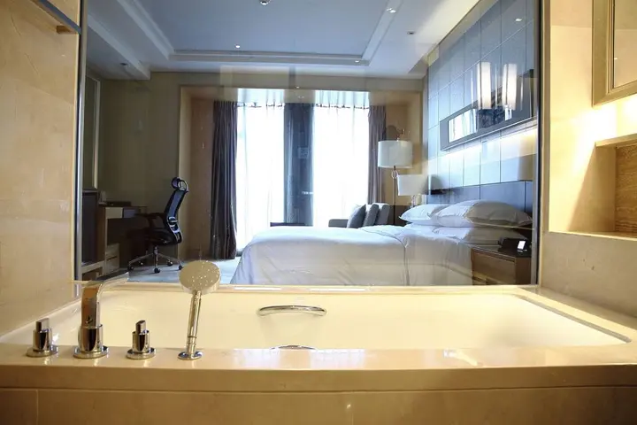 Уси: Sheraton Wuxi Binhu Hotel