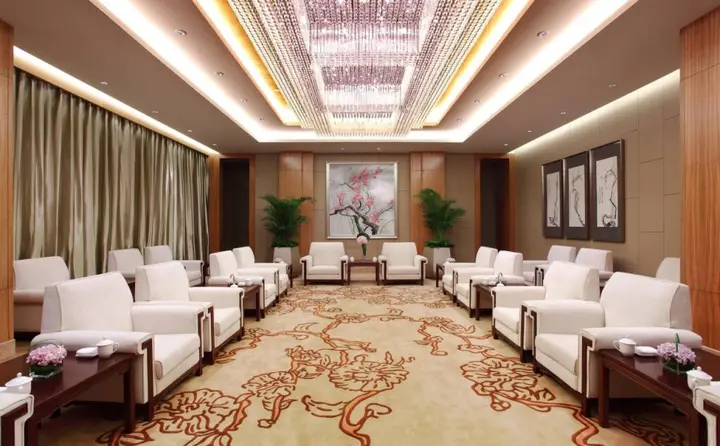 Уси: Sheraton Wuxi Binhu Hotel