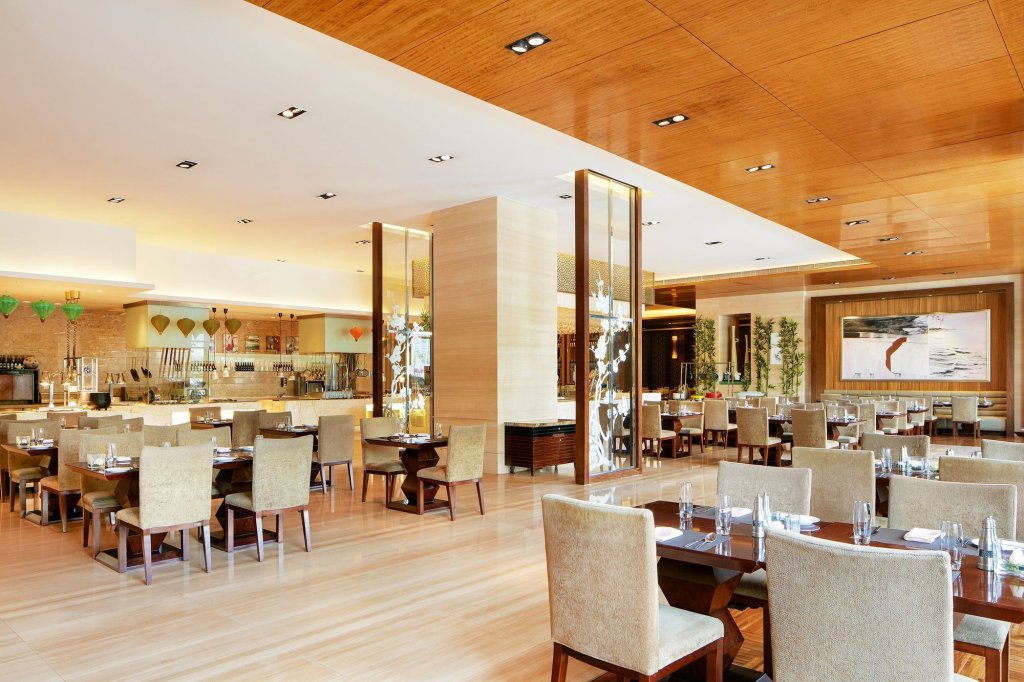 Уси: Sheraton Wuxi Binhu Hotel