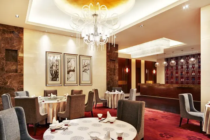 Уси: Sheraton Wuxi Binhu Hotel