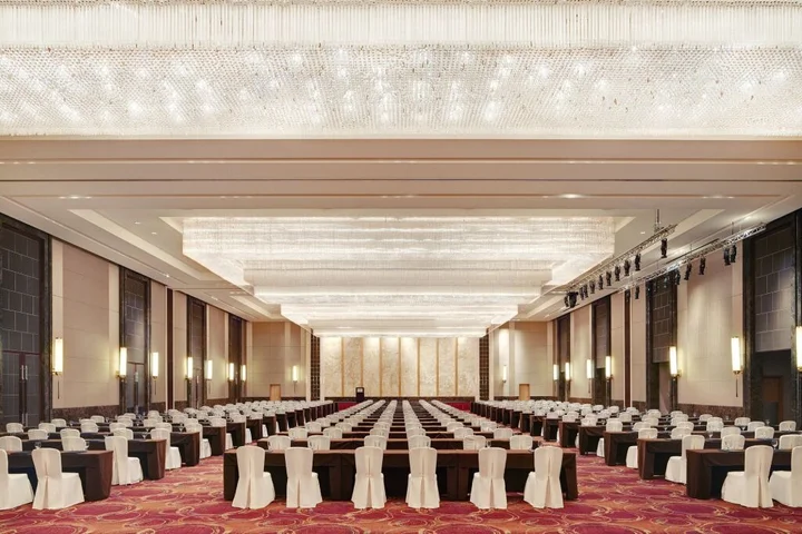 Уси: Sheraton Wuxi Binhu Hotel