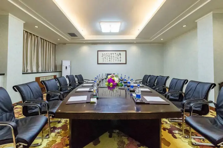 Лоян: New Friendship Hotel