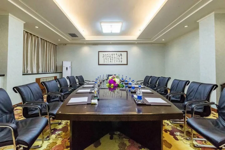 Лоян: New Friendship Hotel