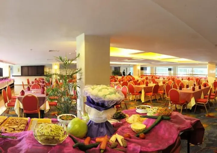 Гуйлинь: Golden Dragonball Hotel