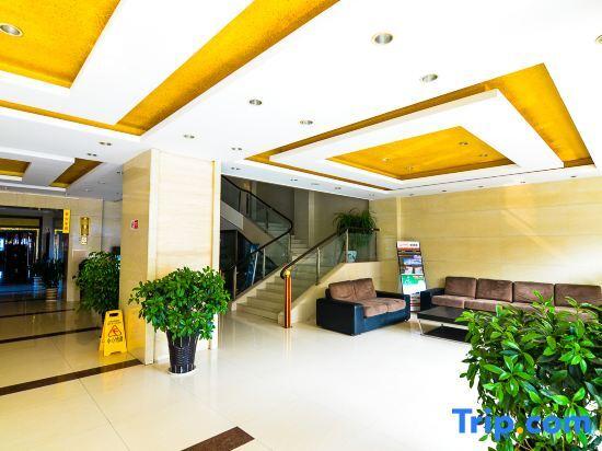 Лоян: XinYudong Hotel