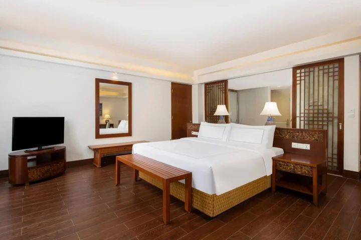 Санья: Swissôtel Sanya Yalong Bay