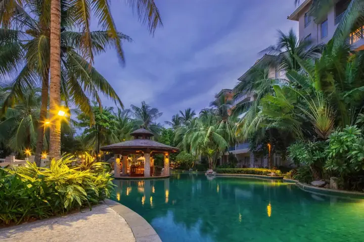 Санья: Swissôtel Sanya Yalong Bay