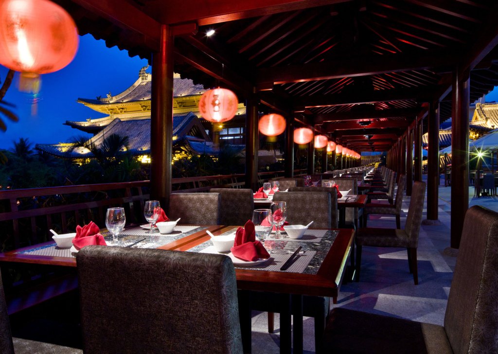 Санья: Swissôtel Sanya Yalong Bay
