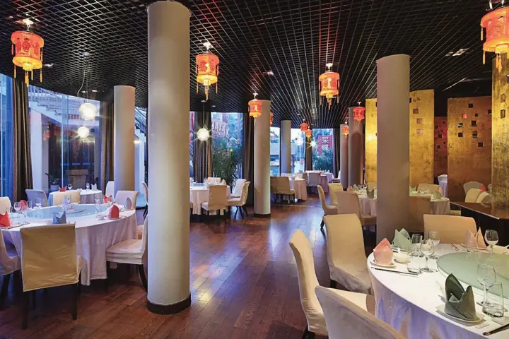 Санья: Swissôtel Sanya Yalong Bay
