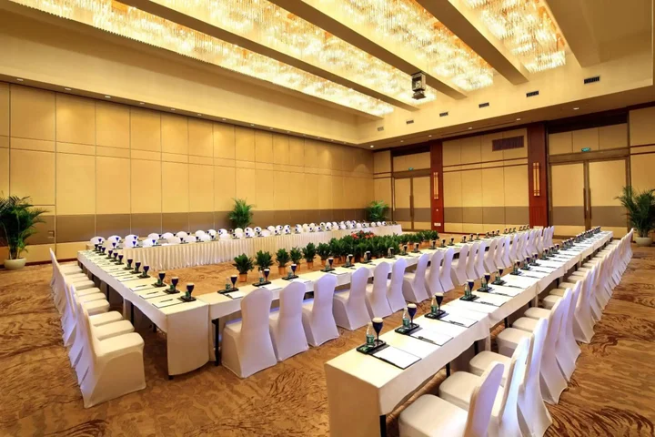 Санья: Swissôtel Sanya Yalong Bay