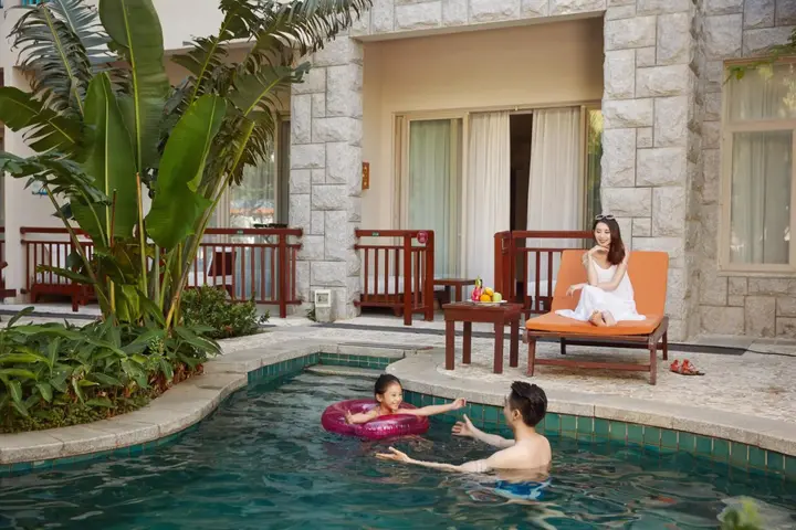Санья: Swissôtel Sanya Yalong Bay