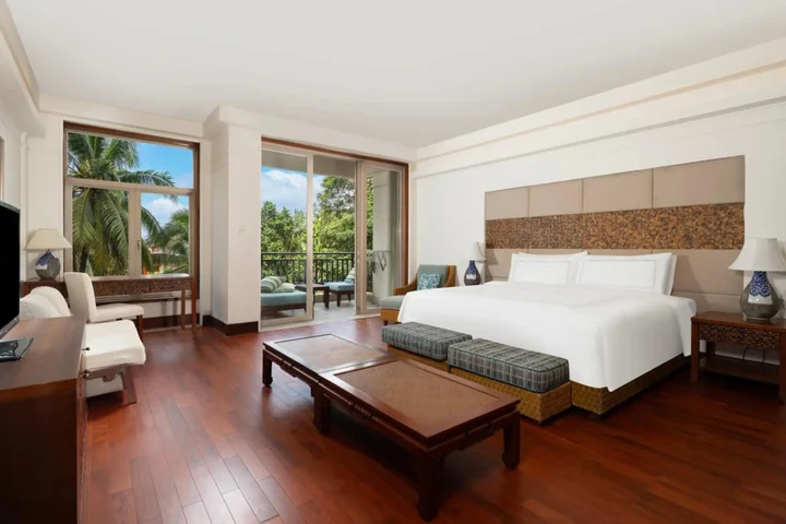 Санья: Swissôtel Sanya Yalong Bay