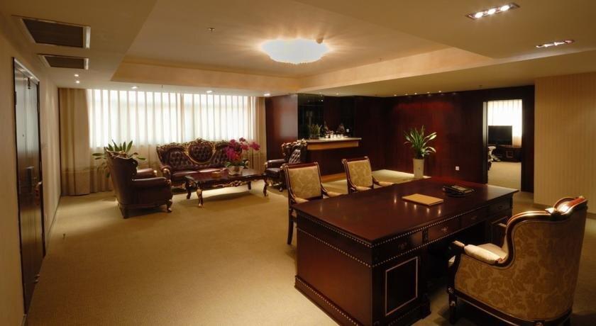 Лоян: Luoyang Quanjude Hotel