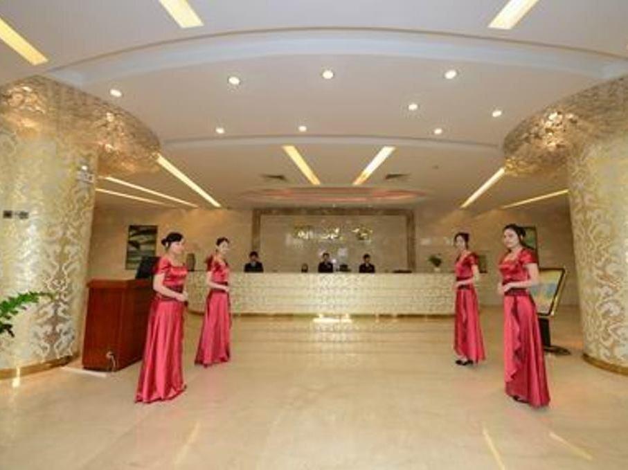 Фошань: Huifeng Holiday