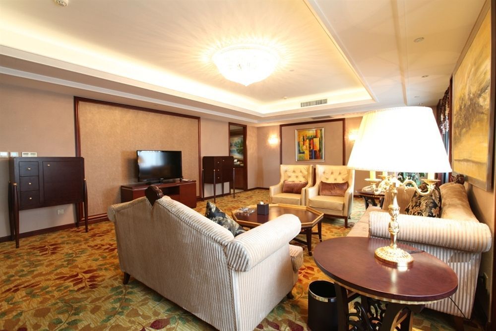 Шэньян: Grand Metropark Northyoker Hotel Shenyang