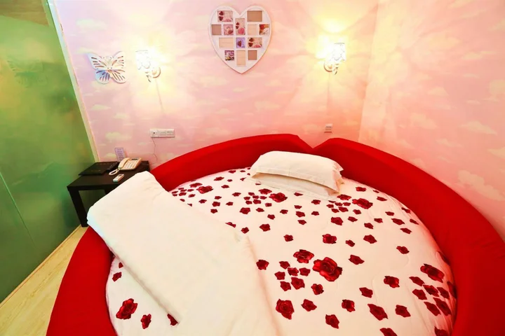 Гуанчжоу: Tavernew Hotel