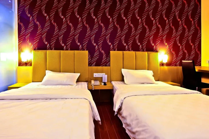 Гуанчжоу: Tavernew Hotel