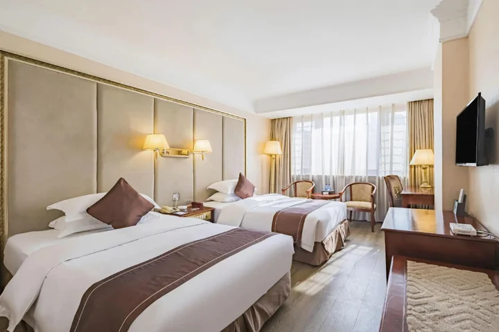 Шэньян: Rising International City Hotel