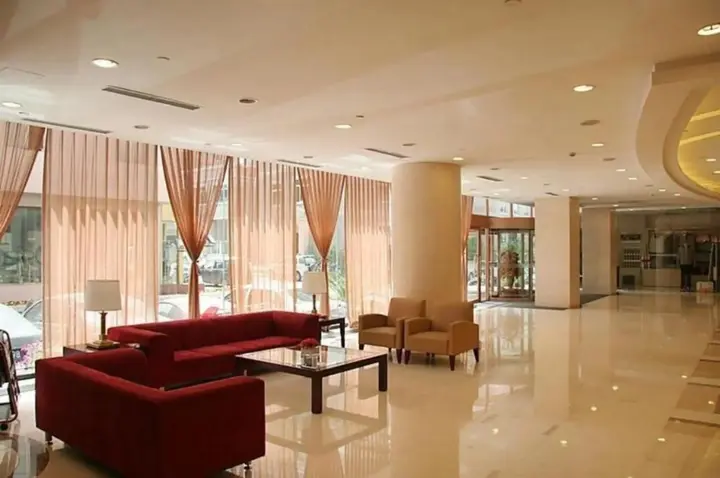 Шэньян: Rising International City Hotel