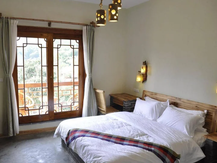 Яншо: Yangshuo Phoenix Pagoda Fonglou Retreat