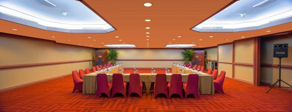 Пекин: The Great Wall Hotel Beijing