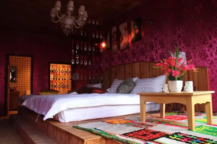 Шангри-Ла: Shangri-la Bird of Paradise Inn