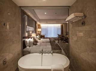 Наньтун: Jinling Jinding Grand Hotel Rugao