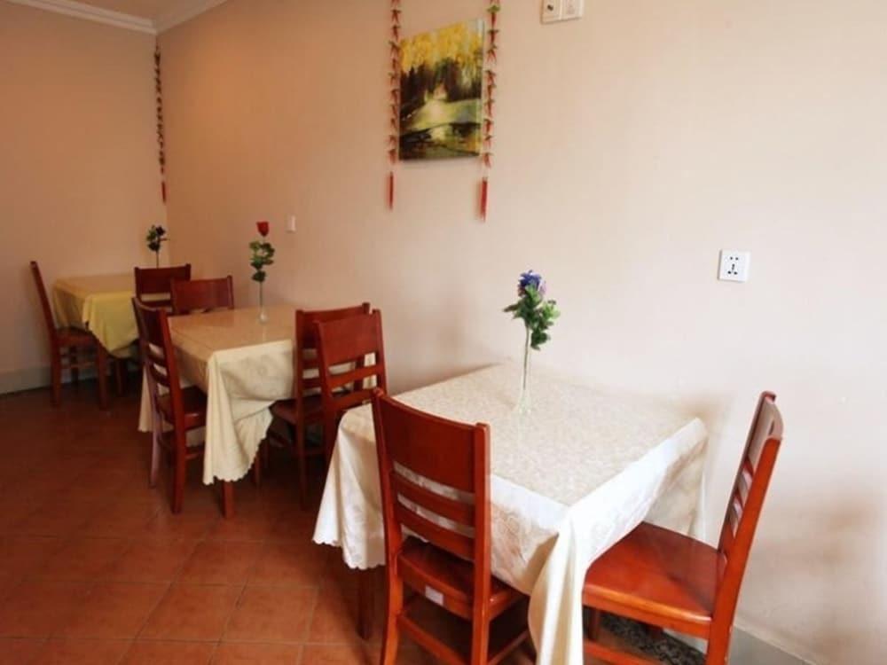 Чжэньцзян: Green Tree Inn Zhenjiang Zhongyang Street RT-MART