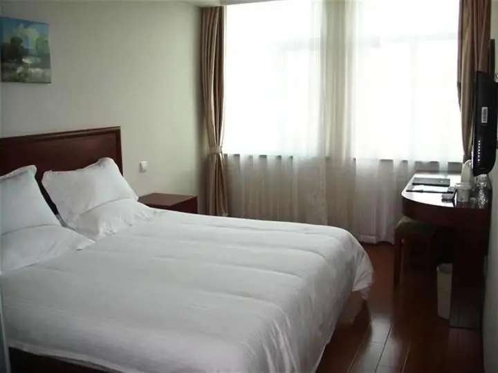 Нанкин: GME NanJing CaoChanGMEn Nanyihou Stress Hotel