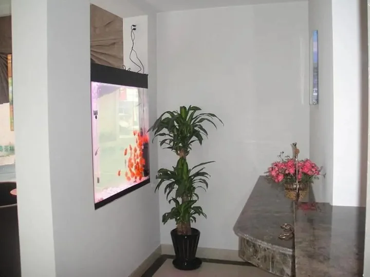Нанкин: GME NanJing CaoChanGMEn Nanyihou Stress Hotel