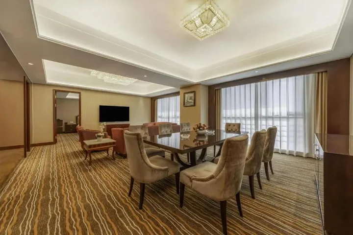 Хух-Хото: Hohhot Hai Liang Plaza Hotel