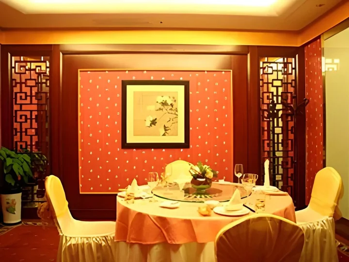 Хух-Хото: Hohhot Hai Liang Plaza Hotel