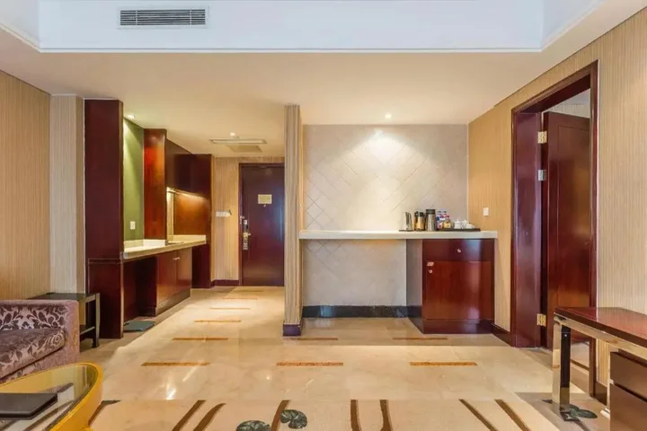 Хух-Хото: Hohhot Hai Liang Plaza Hotel
