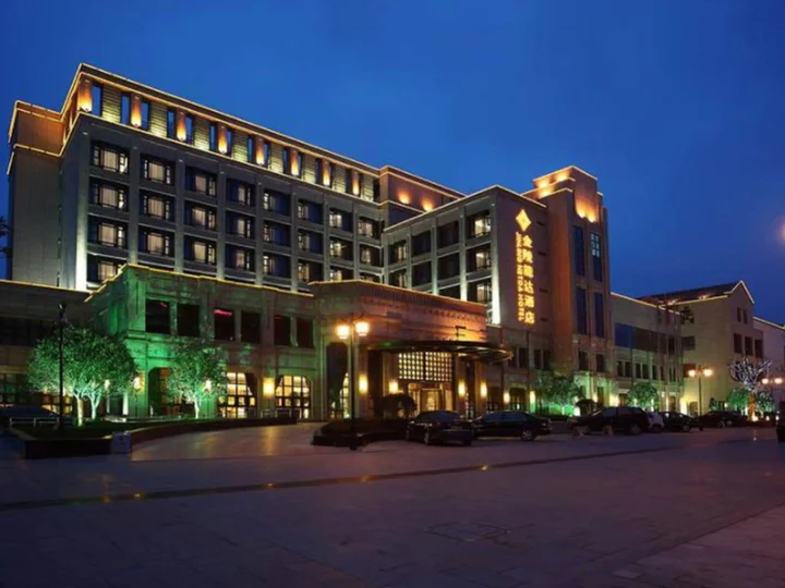 Наньтун: Nantong Jinling Nengda Hotel