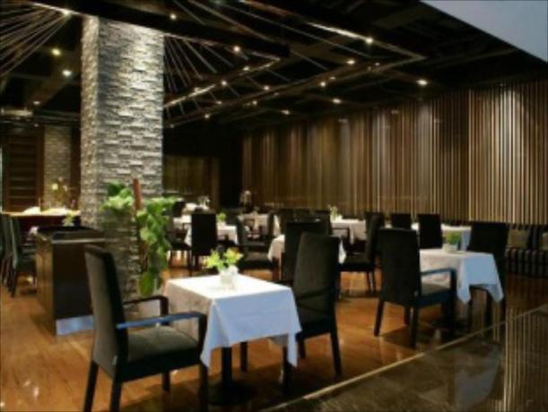 Наньтун: Nantong Jinling Huaqiao Hotel