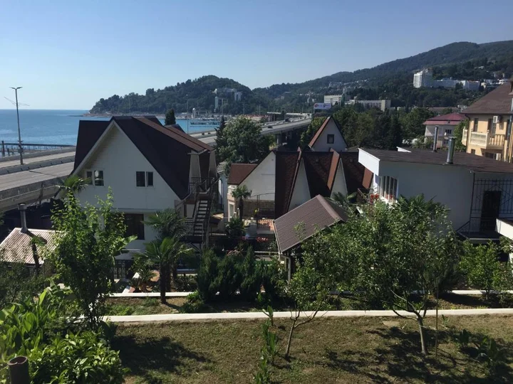 Сочи: Apartments on Zheleznodorojnaya 47a