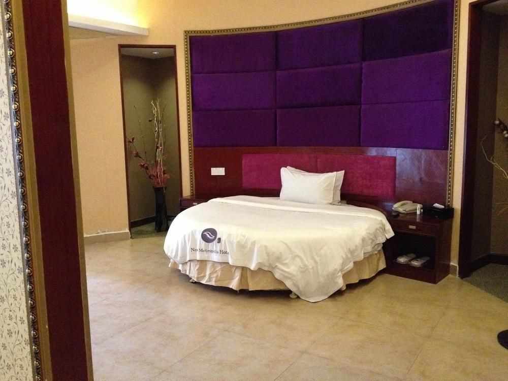 Хойчжоу: New Metropolis Hotel