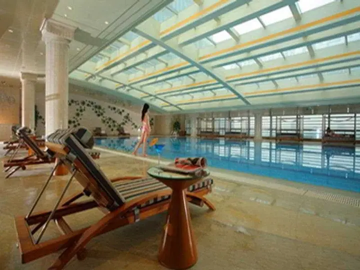 Пекин: New Century Grand Hotel Beijing