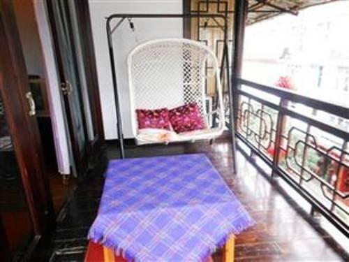 Яншо: Jianli Inn