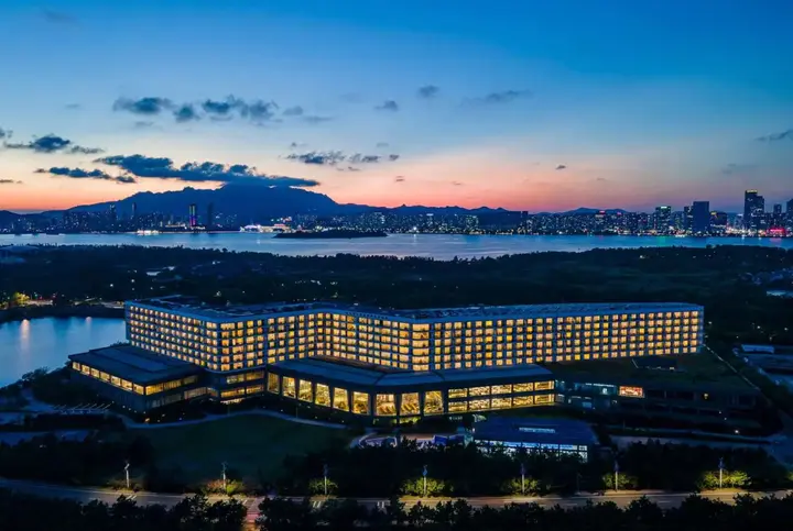 Циндао: Wyndham Grand Qingdao