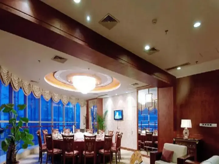 Луань: Lu'an Jinling Wanxi Hotel
