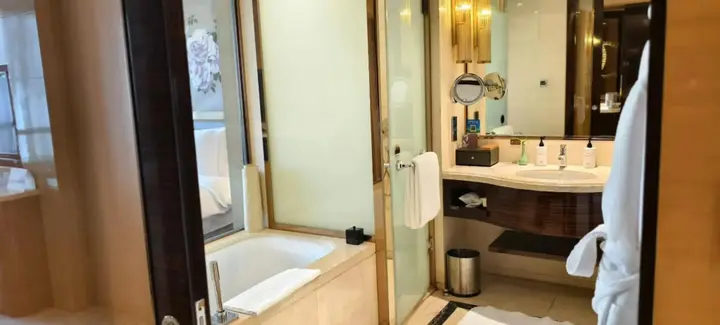 Шицзячжуан: Intercontinental Shijiazhuang by IHG